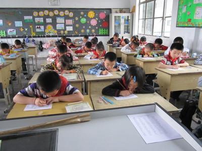 浅谈中学生思想教育 浅谈数学课堂中学生自学能力的培养