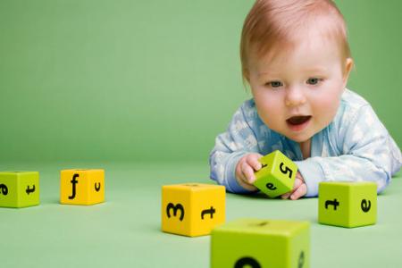 王峰记忆力训练方法 训练宝宝记忆力的日常方法