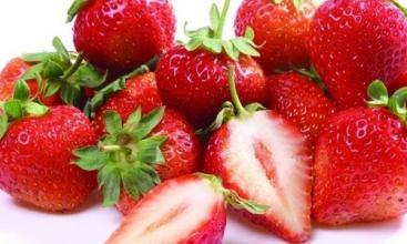 草莓怎么洗才干净 草莓的功效与作用