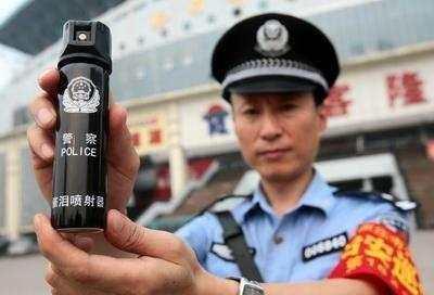 脑筋急转弯系列 脑筋急转弯警察为什么要系白腰带