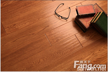 客厅铺木地板很后悔 木地板有哪些铺法 怎么铺贴显得逼格高？