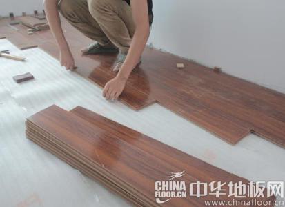 木地板选购注意事项 安装木地板注意事项?选购地板技巧有哪些?