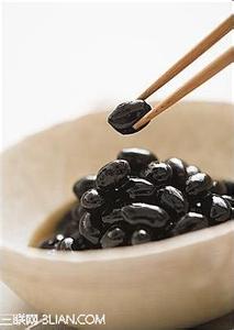 醋泡黑豆制作方法 醋泡黑豆有什么方法 醋泡黑豆的制作方法