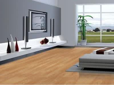 复合地板多少钱一平米 45平米的居室，铺复合地板的价格是多少