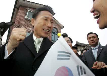 韩国历任总统的下场 韩国总统下场都不好真的吗 韩国总统下场图片 历任韩国总统的结局