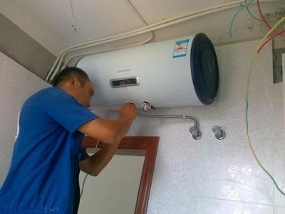 电热水器安装材料费 电热水器安装时都需要哪些材料费