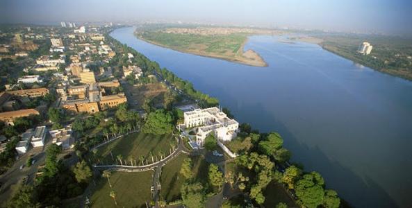 中国什么河最长 世界上什么河最长