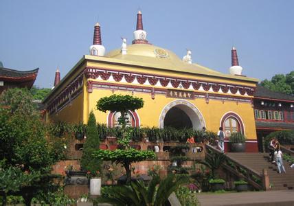 峨眉山生态猴区导游词 峨眉山万年寺导游词