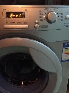 自动洗衣机使用方法 什么是全自动洗衣机?全自动洗衣机的使用方法