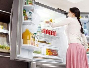 冰箱有异味怎么去除 如何去除冰箱异味?冰箱出现异味是什么原因?
