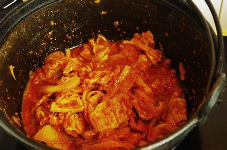 韩国泡菜的腌制方法 关于家常泡菜的腌制方法_各种泡菜的腌制方法