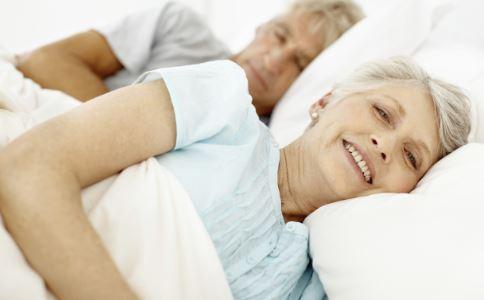 老年人失眠治疗食疗方 老人失眠最好的治疗方法
