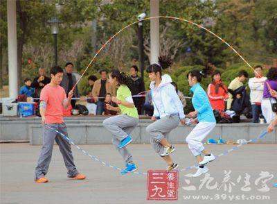 花式跳绳技巧 花式跳绳运动有哪些技巧