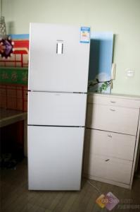 西门子冰箱维修 三星冰箱和西门子冰箱哪个好 冰箱坏了如何维修
