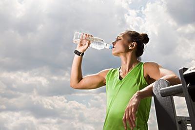 运动中和运动后的饮水 运动后如何健康饮水