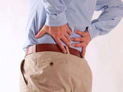 男人腰痛的原因有哪些 男人腰酸痛是什么原因