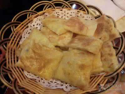 印度飞饼香蕉饼的做法 香蕉印度飞饼怎么做才好吃，香蕉飞饼的好吃做法