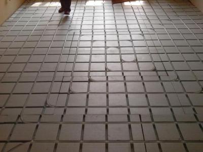 地暖铺地板还是瓷砖好 从优缺点看地暖铺地板还是瓷砖好