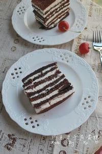 巧克力千层蛋糕的做法 巧克力千层蛋糕的简单做法，好吃的千层蛋糕怎么做