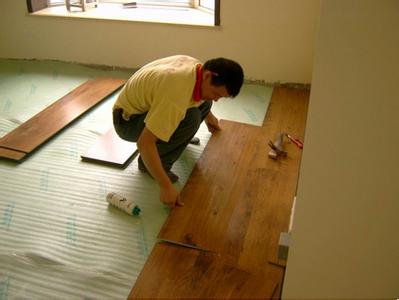 木地板怎么清洁 木地板怎么清洁? 清洁木地板时要注意什么?
