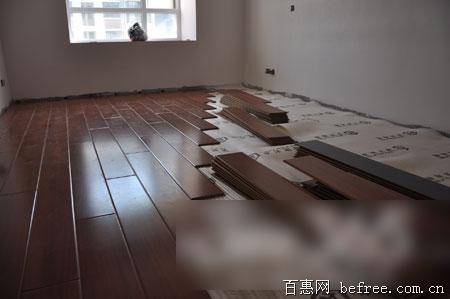 实木复合地板安装方法 室内复合地板安装方法