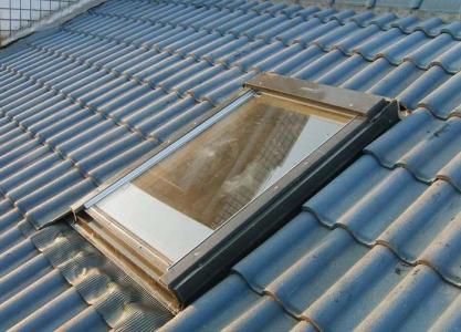 屋顶通风天窗 屋顶天窗材料分类有哪些 屋顶天窗历史来源是什么