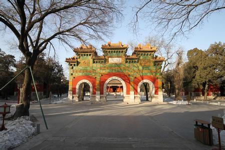 北京孔庙导游词 北京孔庙的导游词
