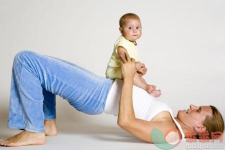 幼儿亲子瑜伽有什么练习体式