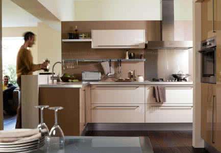 橱柜和厨柜的区别 橱柜安装需要多久 怎样安装厨柜
