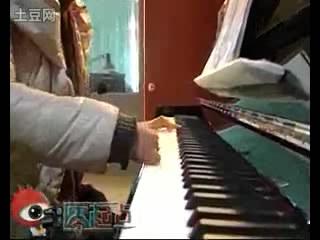 钢琴琶音弹奏教学视频 不知道的事弹奏教学钢琴视频