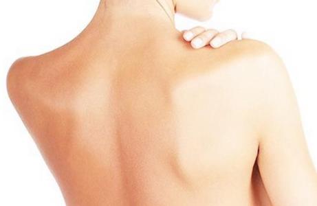 背部长痘痘是什么原因 背部长痘是什么原因引起
