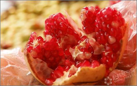 吃什么水果可以丰胸 秋季丰胸可以吃什么水果