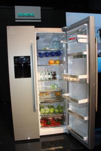 西门子三星冰箱哪个好 三星冰箱和西门子冰箱怎么样 哪个冰箱好