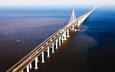 世界上最长的跨海大桥 世界上已建成最长的跨海大桥是什么