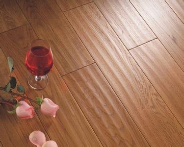 实木地板选购 实木地板保养注意事项是什么?实木地板选购技巧是什
