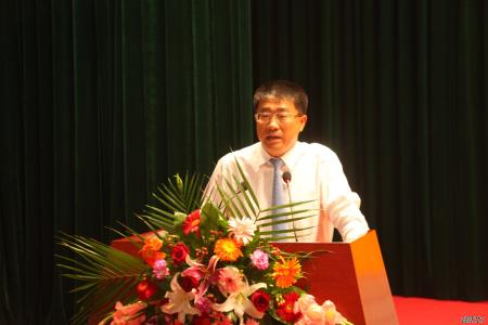 学校颁奖活动校长讲话 校长在发奖会上的讲话