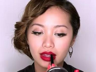 michelle phan Michelle phan教你用粉底