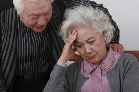 偏头痛的原因及治疗 老年偏头痛的原因和治疗方法