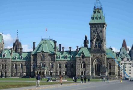 加拿大本科留学条件 加拿大高中留学条件_加拿大本科留学申请条件