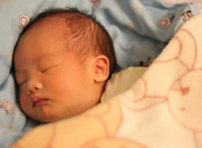 宝宝晚上睡不好原因 宝宝为什么睡不好？如何帮助宝宝安然入眠？