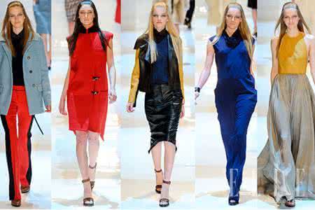 2017流行色 2017流行色 2017流行色还能这么搭？所有明星都奔着它去了