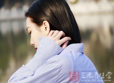 女人出轨最明显的部位 女人这部位尖尖的暗示会出轨