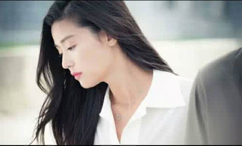 全智贤 美人鱼 全智贤化身美人鱼 全智贤化身单纯美人鱼,但她的底妆却充满了心机!