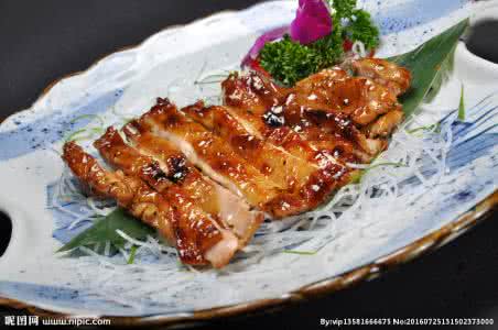 日式烤鸡肉串的酱汁 【详图细解】酱烤鸡肉串的做法