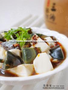 清爽凉拌菜 纯粹的清爽凉拌菜【皮蛋拌豆腐】