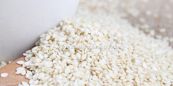 生吃白芝麻有什么好处 白芝麻可以生吃吗