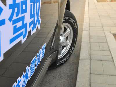 下坡停车技巧 XGO教您如何停车 上下坡停车技巧解析全文