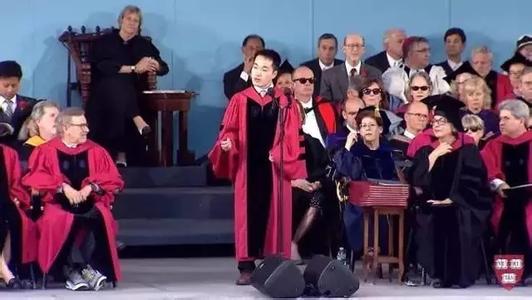 何江哈佛毕业典礼演讲 中国学生何江首登哈佛毕业典礼演讲台 哈佛毕业演讲内容全文