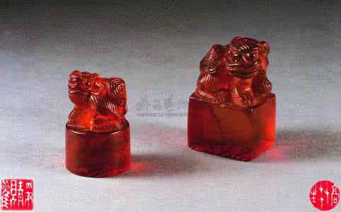 琥珀酰明胶 琥珀狮钮章(明)