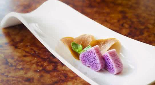 秋葵成餐桌新宠 【紫淮山】新型食材紫淮山，正成餐桌新宠